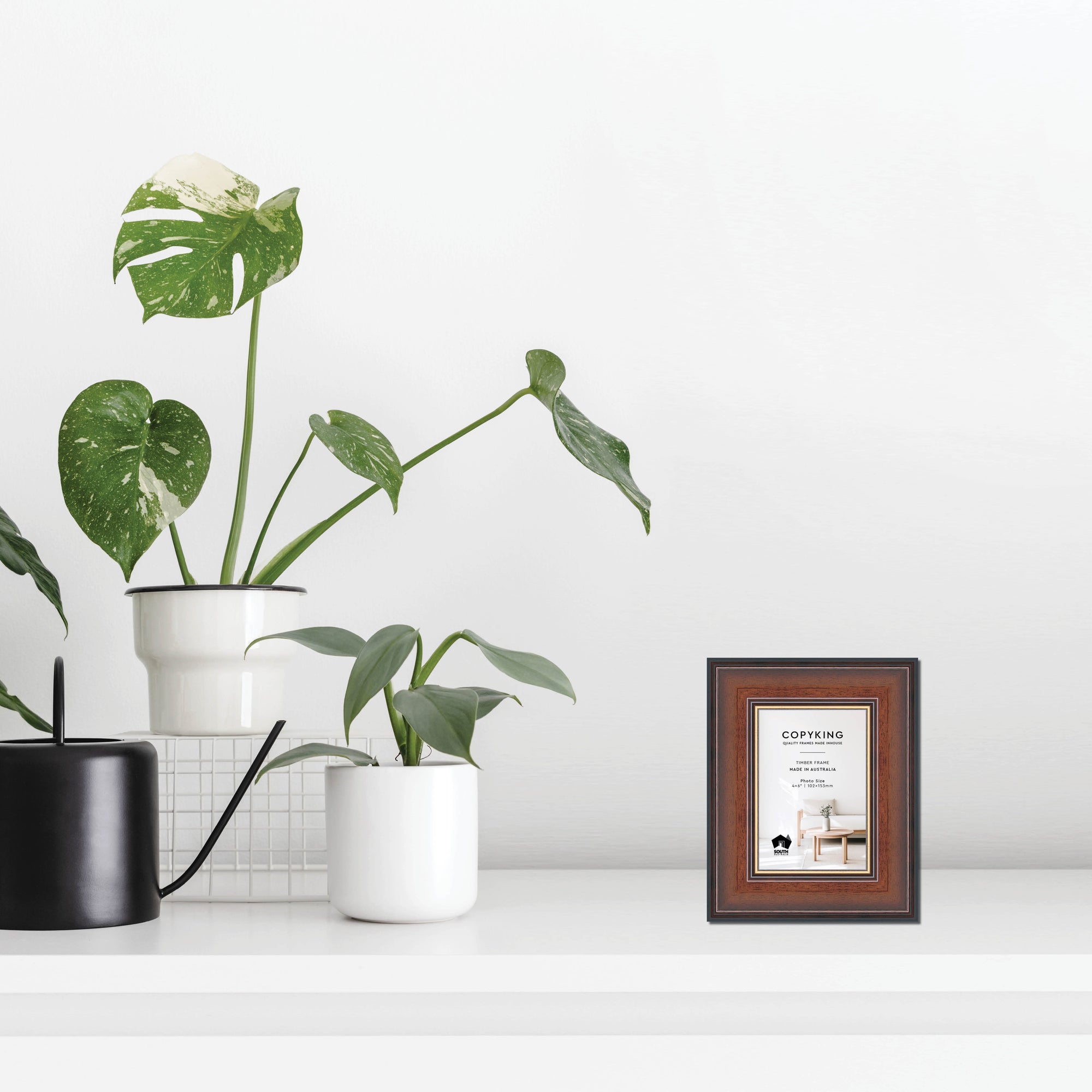 Walnut/Gold 50mm Wood Photo Frame - 4" x 6" (102mm x 153mm)